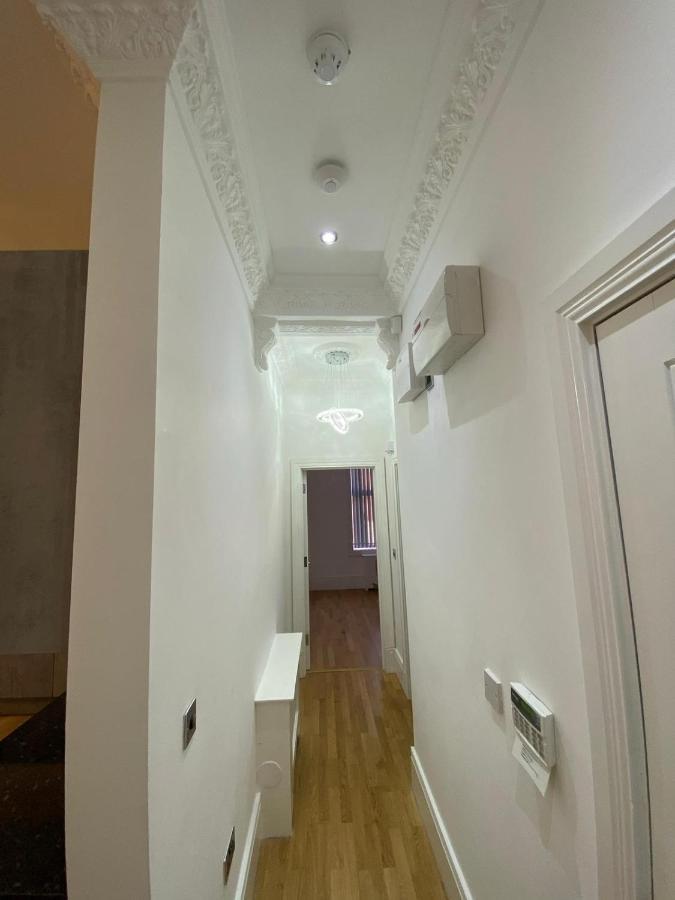 Luxury Apartment Apt4 Wolverhampton Buitenkant foto
